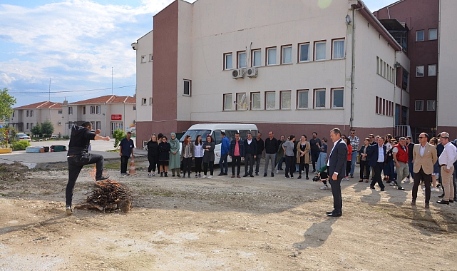 Edirne Aile ve Sosyal Hizmetler Müdürlüğünce Hıdırellez Etkinliği Düzenlendi