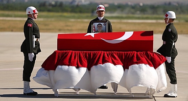 Şehit Piyade Er Oktay Salar'ın Naaşı Memleketi Balıkesir'e Uğurlandı