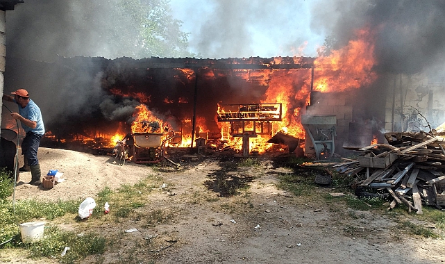 Tarım Aletlerinin Bulunduğu Depoda Yangın