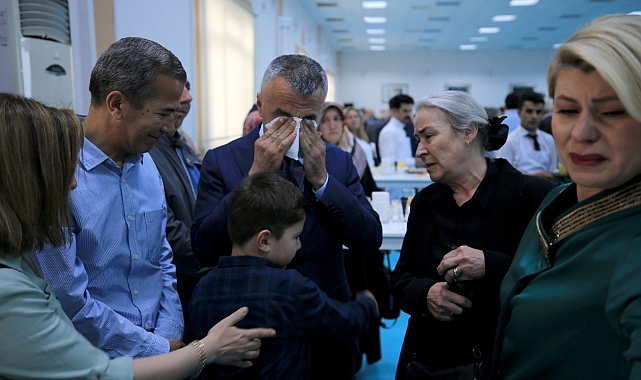 Vali Osman Bilgin, Vedalaşma Töreninde Gözyaşlarına Hakim Olamadı