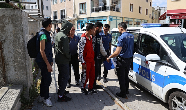 7 Düzensiz Göçmen Yakalandı