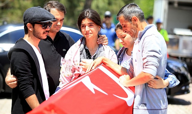Trafik Kazasında Hayatını Kaybeden Okul Müdürü Toprağa Verildi