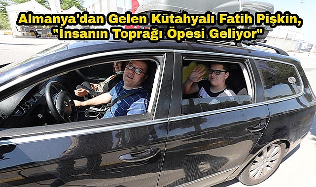 Türkiye'ye Giriş Yapan Gurbetçilerin Sözleri Duygulandırıyor