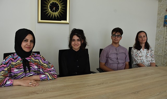 Çorlu'da LGS'de Tam Puan Alan Öğrenciler Başarıyı Planlı Çalışmayla Sağladı