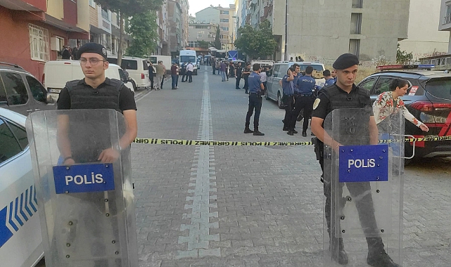 Esenyurt'ta Bir Kişi, Annesi İle İki Kardeşini Öldürdü