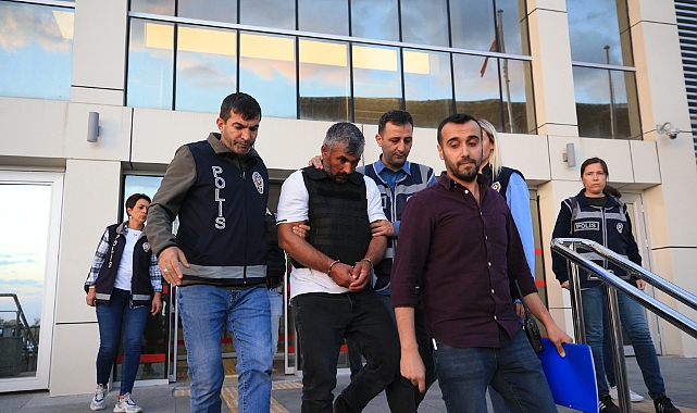 Karısını Silahla Vurarak Öldüren Zanlı Tutuklandı