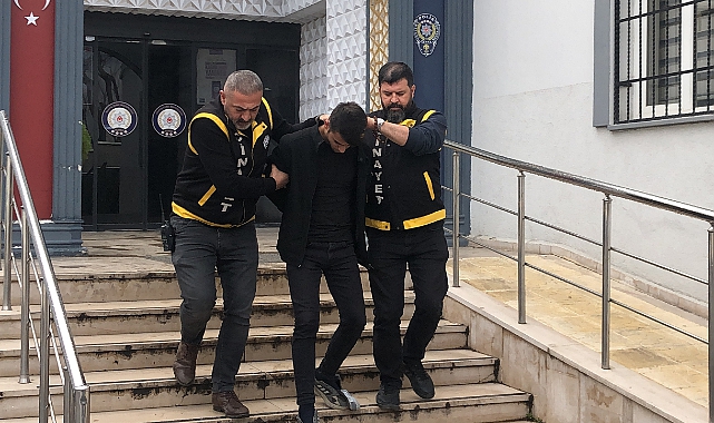Bursa'da Çay Ocağı İşletmecisi Ayağından Vuruldu