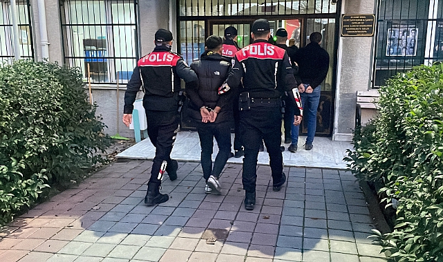 Amatör Maçta Kavga! Taraftarın Üzerinden Satır Çıktı