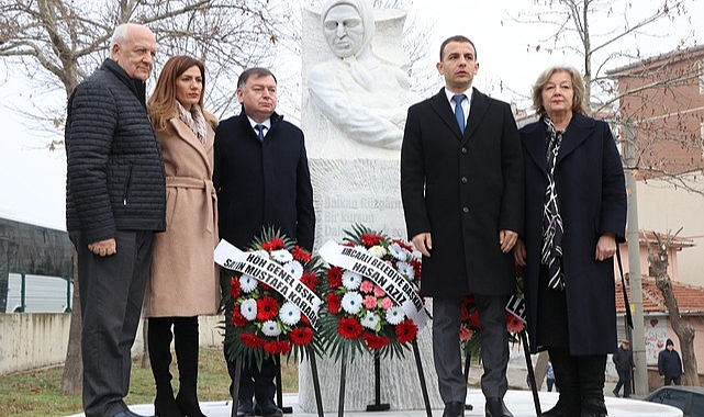 Bulgaristan'da Annesinin Kucağında Öldürülen Türkan Bebek Ölümünün 38. Yılında Anıldı