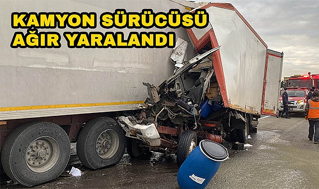 Kimyasal Madde Yüklü Kamyon Park Halindeki Tıra Çarptı, 1 Ağır Yaralı