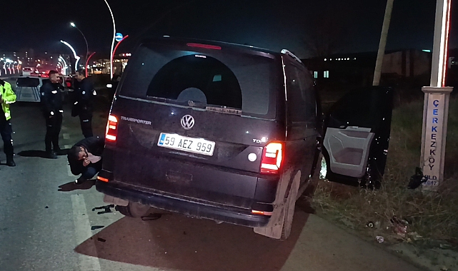 Otomobille Hafif Ticari Araç Çarpıştı, 5 Yaralı