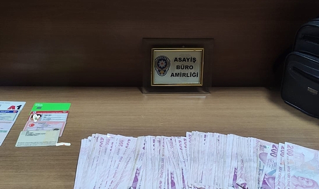 Turistin Çantasını Çalan Kapkaççı Tutuklandı
