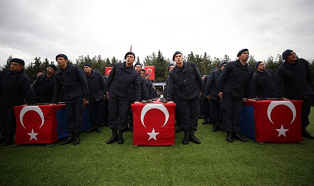 Çanakkale'de Eğitimleri Tamamlanan 1031 Acemi Er Yemin Etti