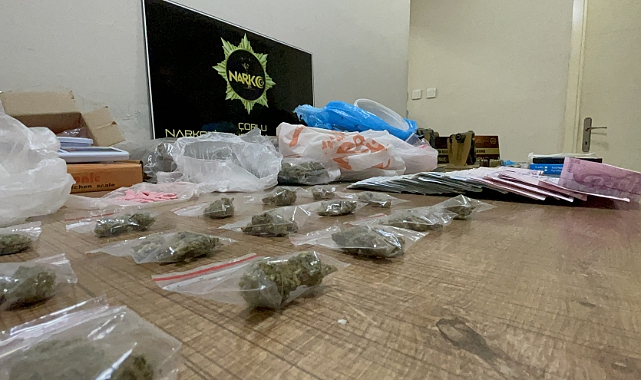 Çorlu'da Polisten Ev ve İş Yerine Uyuşturucu Operasyonu, 6 Gözalatı