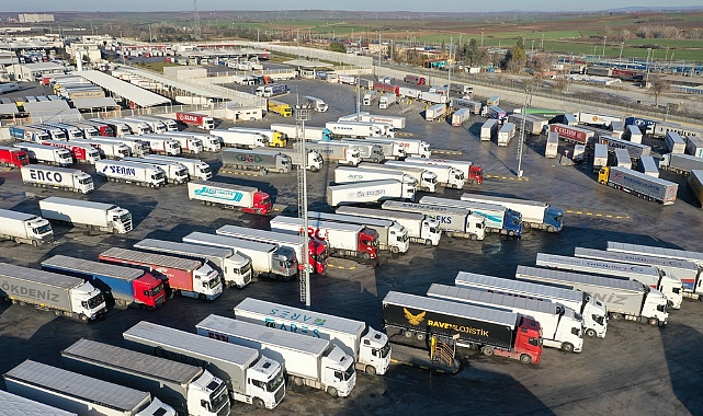 "Cumhuriyet Tarihinin İhracat Rekoru" Tır Şoförlerini De Sevindirdi