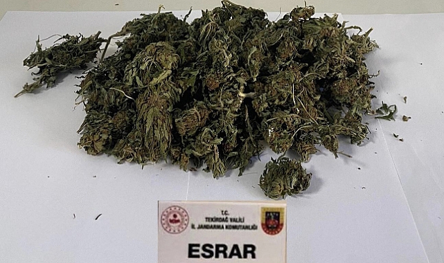 Otomobilde 585 Gram Esrar Ele Geçirildi