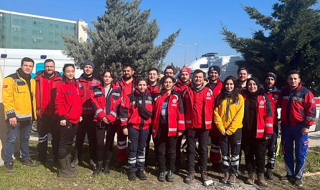 106 Gönüllü Sağlıkçı Daha Deprem Bölgesine Gönderildi