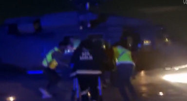 115 Saat Sonra Enkazdan Sağ Çıkartılan Baba ve Engelli Oğlu Helikopterle Hastaneye Sevk Edildi