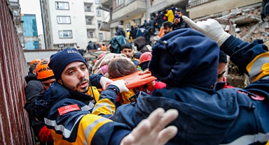 Fuat Oktay Can Kaybını Açıkladı! 284 Can Kaybı, 2 Bin 323 Yaralı Var