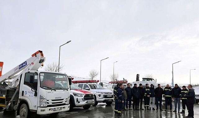 Trakya'dan Giden Ekipler Depem Bölgesinde Enerji Sürekliliği İçin Çalışıyor