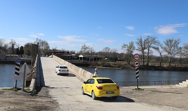 Geçici Olarak Kapatılan Tunca Köprüsü Trafiğe Açıldı