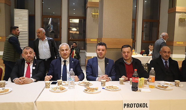 Vekil Aday Adayı Uzun, "Buradan Tüm Ağrılılara Selam Olsun!"