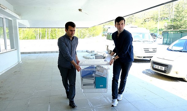 Sınır Kapılarında Oy Verme İşlemi İçin Hazırlık Yapılıyor