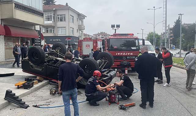 Sakarya'da Otomobille Off-Road Aracı Çarpıştı, 1 Yaralı