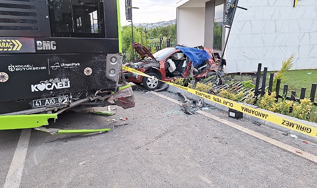 Kocaeli'de Feci Kaza, 3 Ölü 3 Yaralı