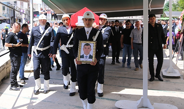 Şehit Komiser Yardımcısının Cenazesi Kırklareli'nde Toprağa Verildi