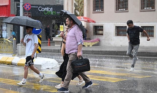 Kuvvetli sağanak serinletti