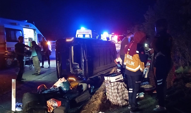 Panelvan ve Otomobil Çarpıştı, 10 Yaralı