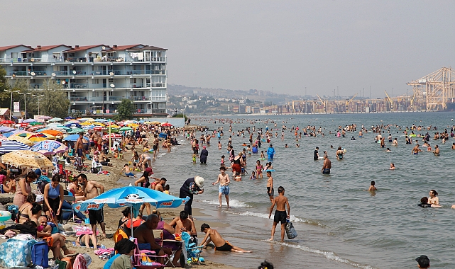 Sıcak Havada Deniz ve Havuzlarda Enfeksiyon Riski