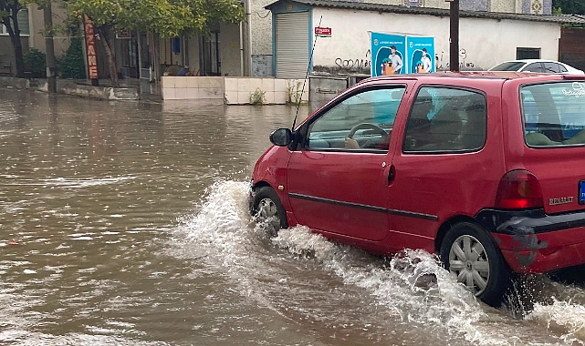 Çanakkale'de Şiddetli Yağış Etkili Oldu