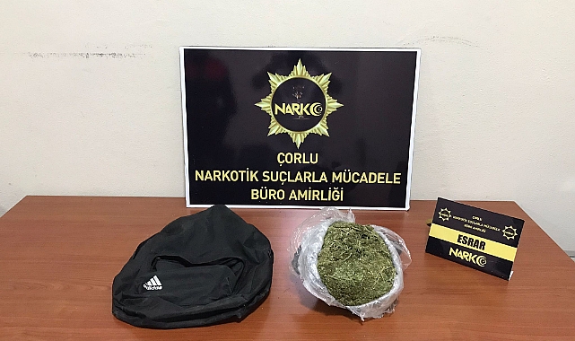 Çorlu'da Motosikletle Uyuşturucu Taşıyan 2 Kişi Yakalandı