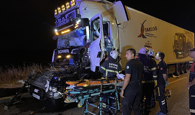 İki Tır Çarpıştı, 1 Ölü