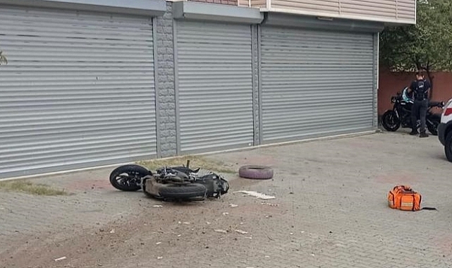 Otomobille Çarpışan Motosikletli Öldü