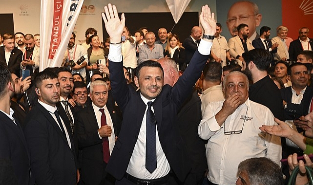 CHP İstanbul İl Başkanlığına Özgür Çelik Seçildi