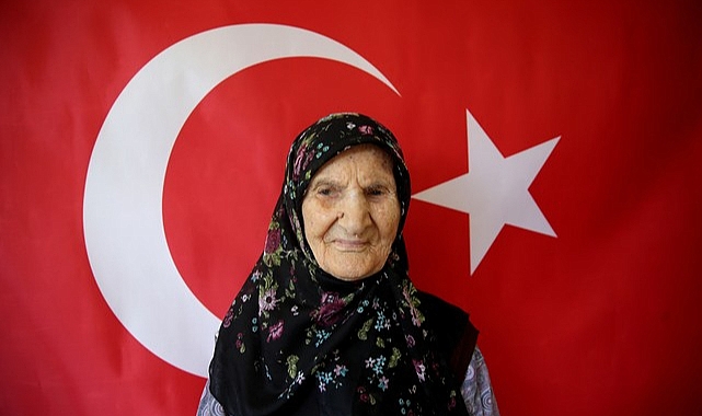 Cumhuriyet İle Yaşıt Kırklarelililer 100. Yılı Gururla Kutluyor