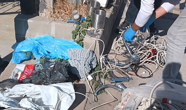 Suçüstü Yakalanan Kablo Hırsızları Tutuklandı