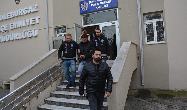 Eğlence Mekanında Taştırştığı Kişiyi Başından Vuran Kadın Tutuklandı
