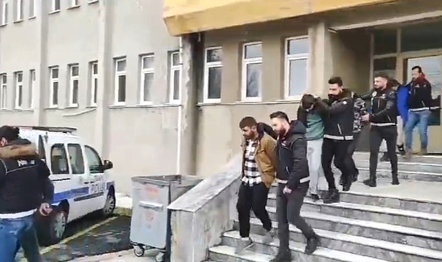 Çorlu'da Uyuşturucu Ticareti Yapan 4 Kişi Tutuklandı