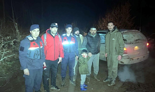 Ormanlık Alanda Mahsur Kalan 4 Kişi Kurtarıldı