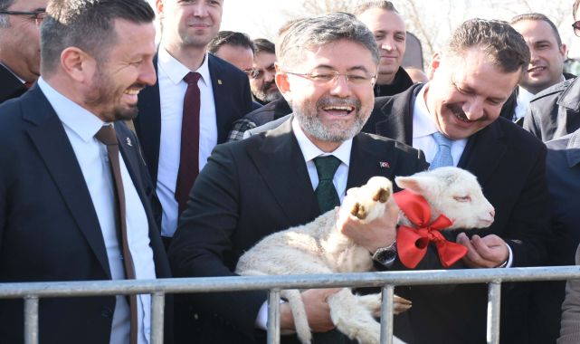 Bakan Yumaklı: Siyasette güvenli limandır AK Parti