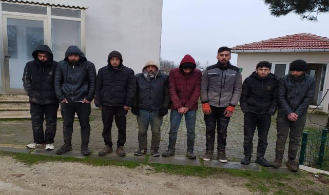 Edirne’de 8 kaçak göçmen ile 1 organizatör yakalandı