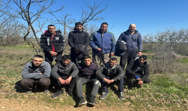 Edirne'de, Mısır uyruklu 9 kaçak göçmen ve 1 organizatör yakalandı