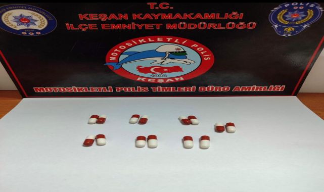 Edirne’de uyuşturucu haplarla yakalanan şüpheliye gözaltı