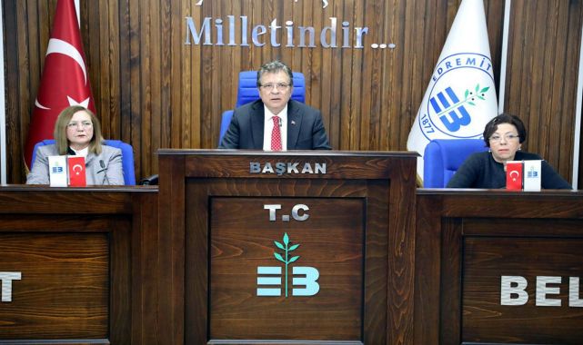 Edremit Belediye Meclisi'nde veda toplantısı