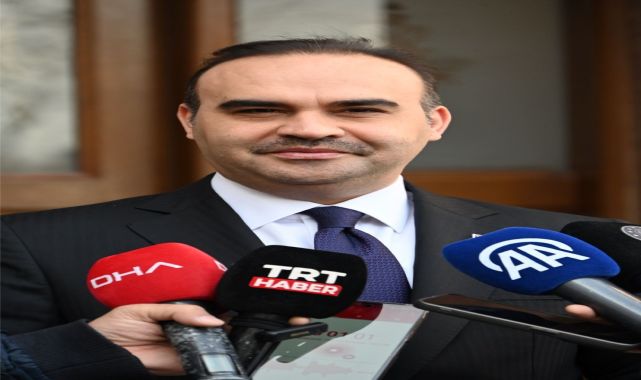 Kacır: Kendisini hayali cumhurbaşkanı yardımcısı ilan edip, 700 kilometre ötede mitingler yapıyordu