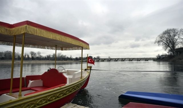 Meriç Nehri&#039;nde &#039;Mecidiye&#039; ve &#039;Meriç&#039; gezinti kayıkları hizmete sunuluyor